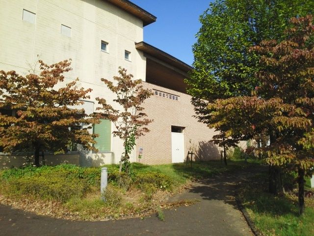 近くのおおづ図書館まで1,300m(徒歩17分)