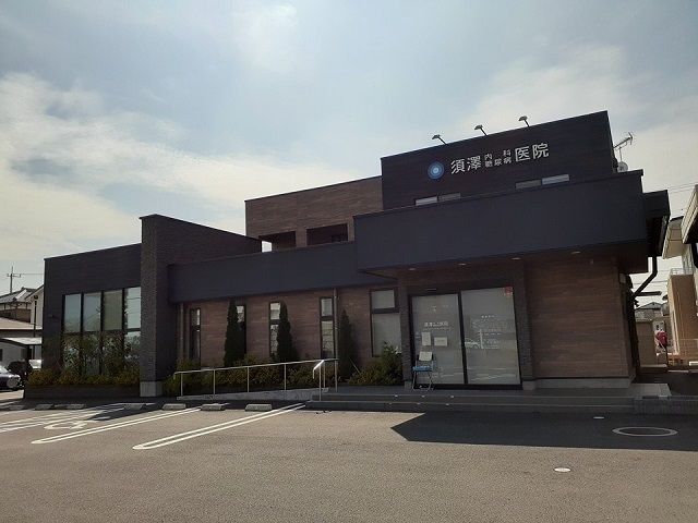 近くの病院まで2,110m（徒歩27分）