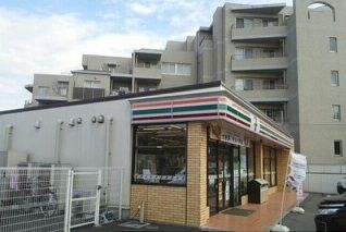 近くのセブンイレブンまで170m(徒歩3分)