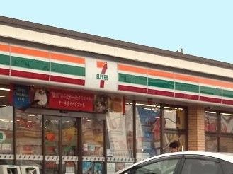 近くのセブン-イレブン 豊栄太田店まで450m（徒歩6分）