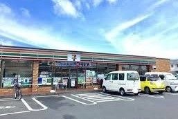 近くのセブンイレブンまで750m（徒歩10分）