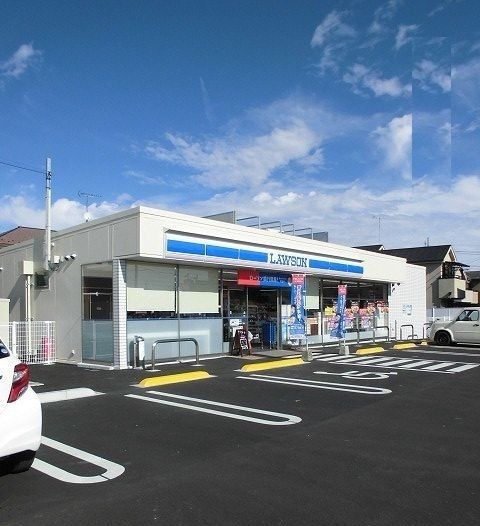近くのローソンまで120m(徒歩2分)