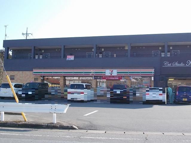 近くのセブンイレブン清原南店まで450m（徒歩6分）