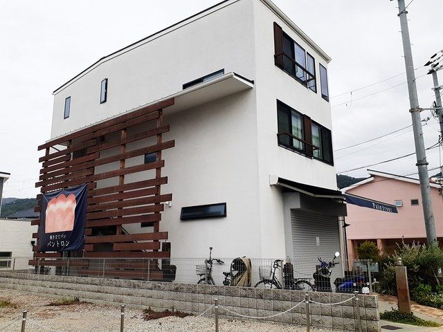 近くのpain tronc パン屋様まで303m（徒歩4分）