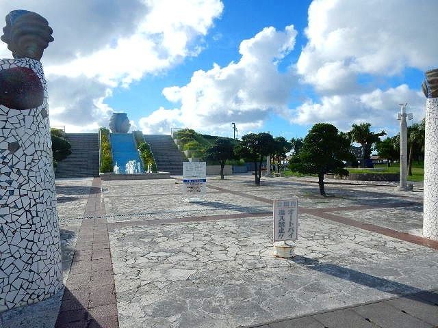 近くの安良波公園まで200m（徒歩3分）