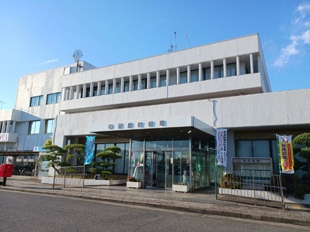 近くの播磨町役場まで400m(徒歩5分)