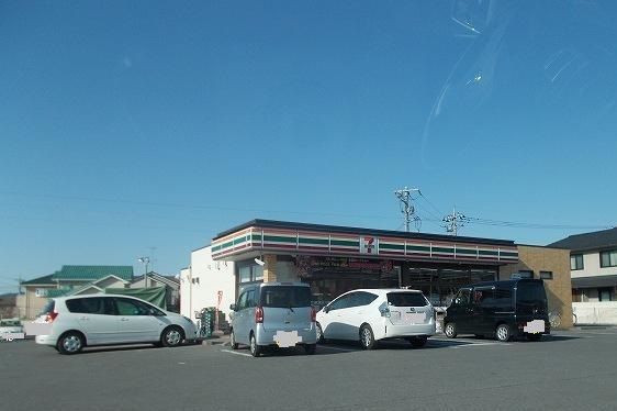 近くのセブンイレブンまで100m（徒歩2分）