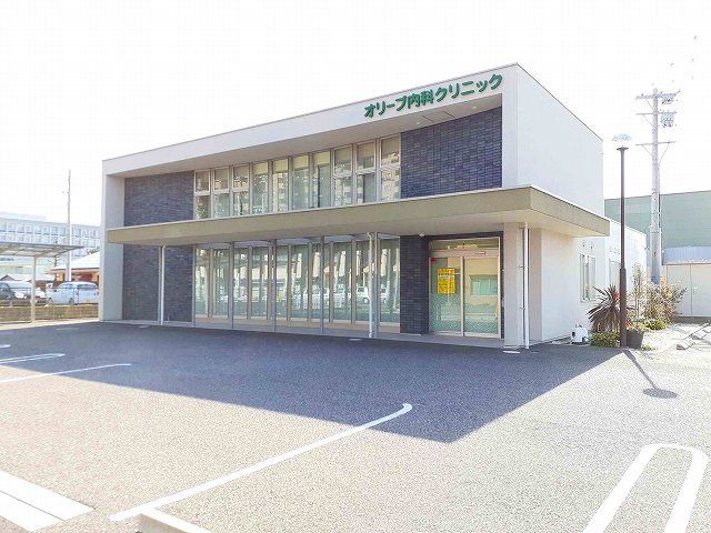 近くのオリーブ内科クリニックまで1,000m(徒歩13分)