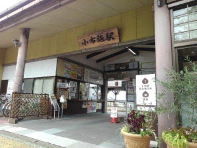 近くの小布施駅まで750m(徒歩10分)