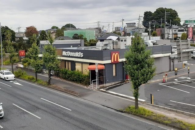 近くのマクドナルド大宮バイパス宮原店まで500m(徒歩7分)