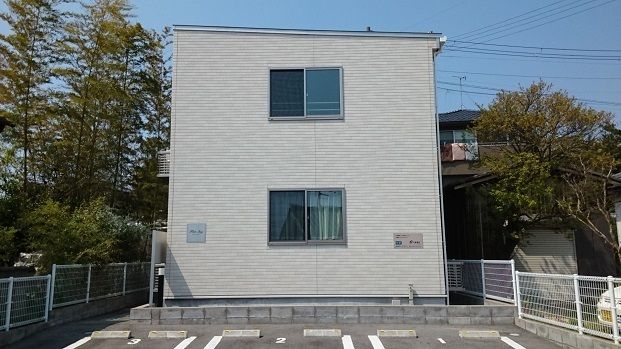 フラット アイビーの外観画像
