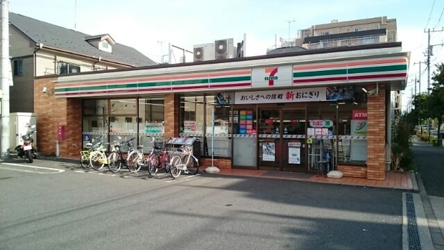 近くのセブンイレブンまで355m(徒歩5分)