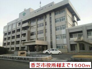 近くの香芝市役所まで1,500m（徒歩19分）
