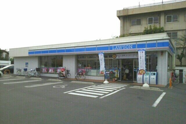 近くのローソン高松木太町７区店さんまで500m（徒歩7分）