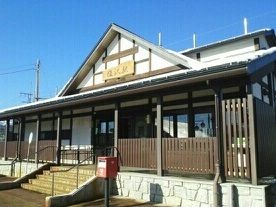近くの塩沢駅まで330m（徒歩5分）