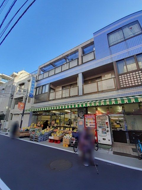 近くのスーパーなんぶやまで201m（徒歩3分）