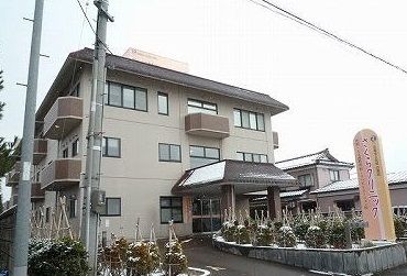 近くのさくらクリニックまで550m（徒歩7分）