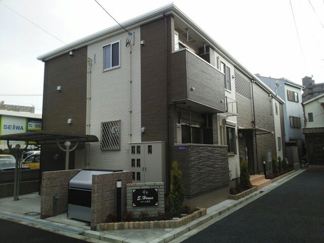 E,Houseの外観画像