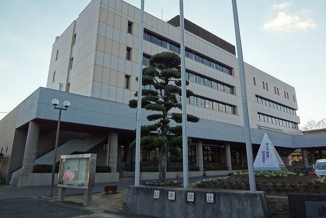 近くの鹿島市役所まで1,700m（徒歩22分）