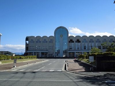 近くの南陽高等学校まで640m（徒歩8分）