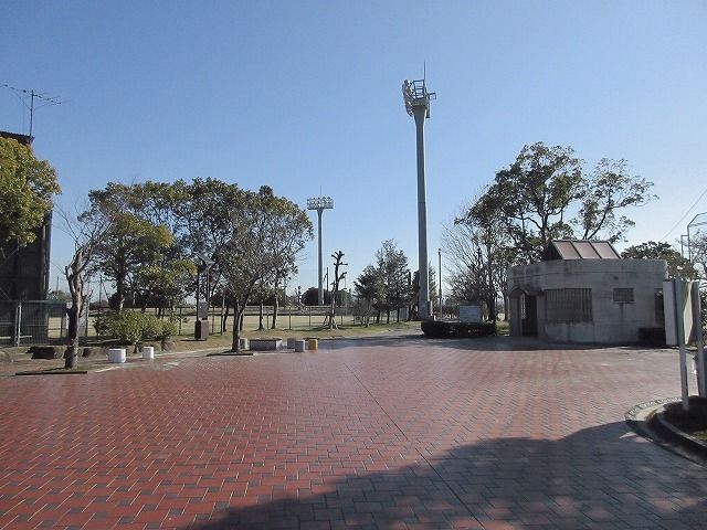近くの三田川中央公園まで170m（徒歩3分）