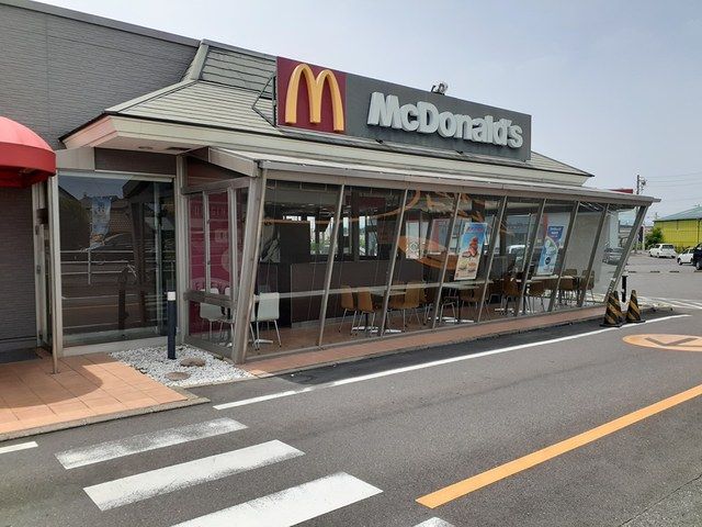 近くのマクドナルド　黒田店まで210m（徒歩3分）