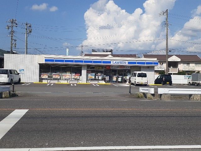 近くのローソン 茅野宮川店まで1,000m(徒歩13分)