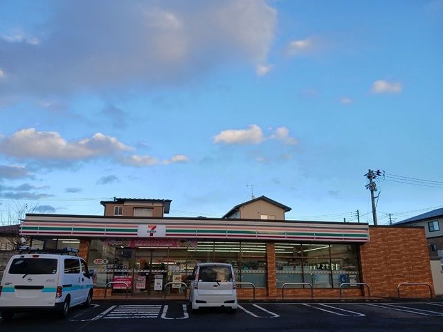 近くのセブンイレブン富谷太子堂店まで240m(徒歩3分)