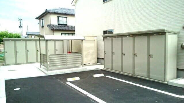 その他