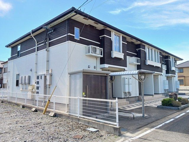 シャンゼリーゼの外観画像