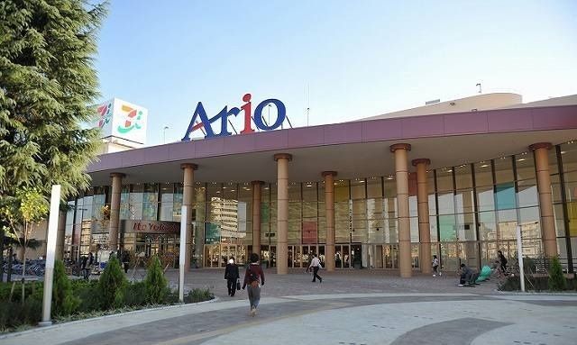 近くのアリオ橋本まで550m（徒歩7分）