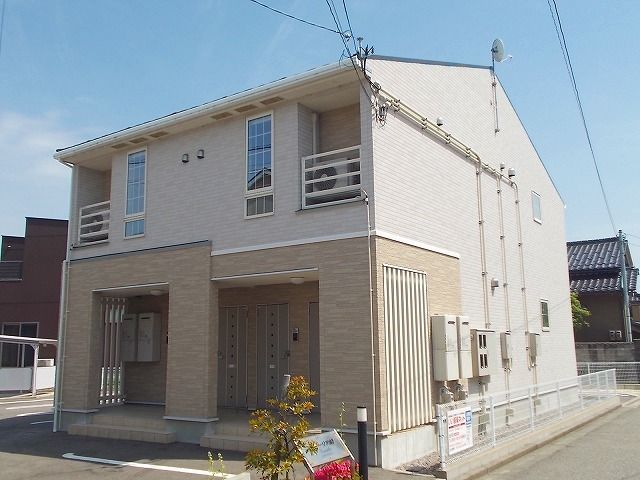カミーリア峰の外観画像