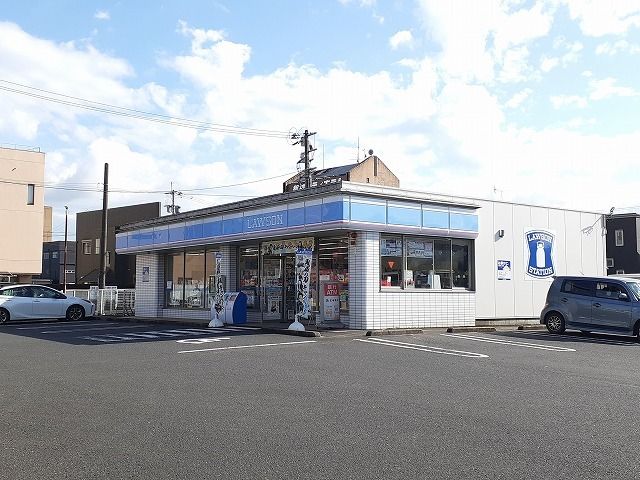近くのローソン都城牟田町店まで650m（徒歩9分）