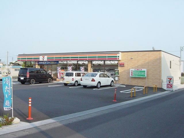 近くのコンビニまで160m（徒歩2分）