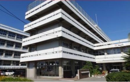 近くの府中中学校まで140m（徒歩2分）