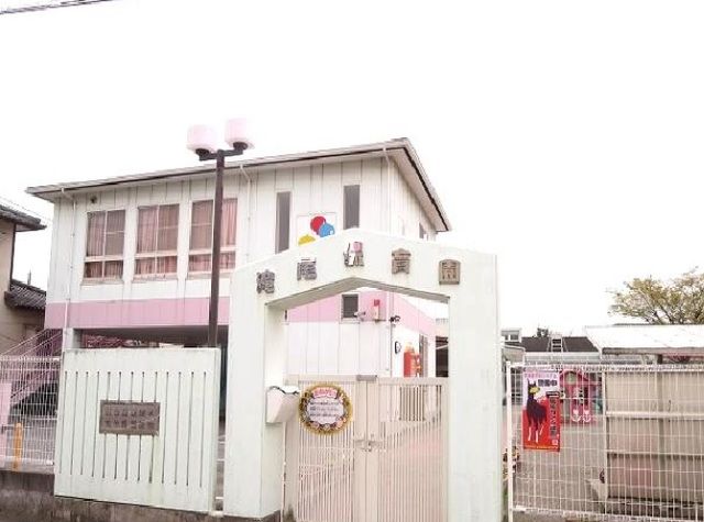 近くの滝尾保育園まで650m（徒歩9分）