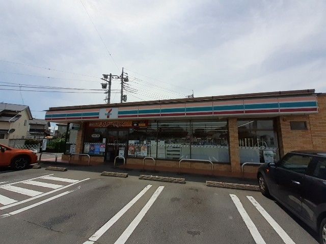 近くのセブンイレブン伊勢崎市除ケ町店まで1,000m(徒歩13分)