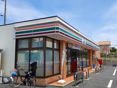 近くのセブンイレブンまで1,190m(徒歩15分)