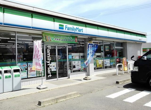 近くのコンビニまで1,500m（徒歩19分）