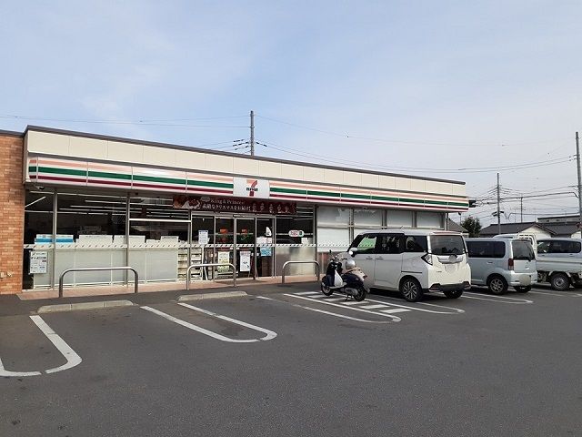 近くのセブンイレブン常総森下町店まで430m（徒歩6分）