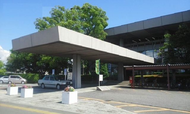 近くの稲沢市役所まで1,400m（徒歩18分）