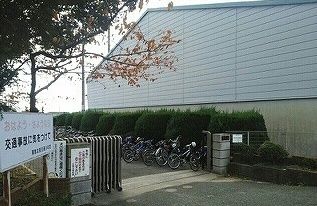 近くの蒲郡北部小学校まで1,000m(徒歩13分)