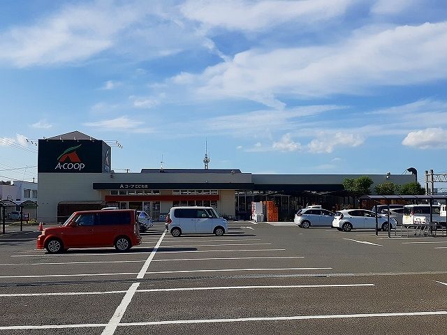 近くのＡコープこごた店まで1,000m（徒歩13分）