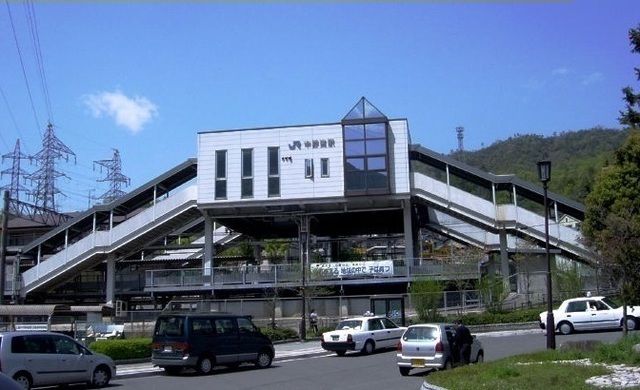近くのＪＲ中野東駅まで1,400m（徒歩18分）