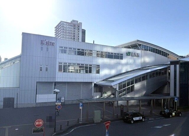 近くの上尾駅東口まで860m(徒歩11分)