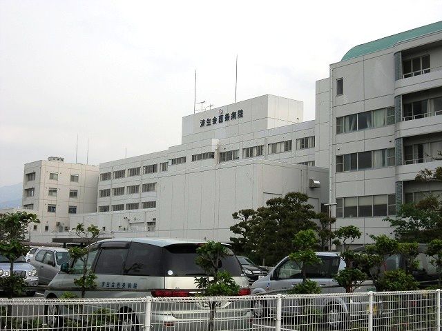 近くの済生会西条病院様まで950m（徒歩12分）