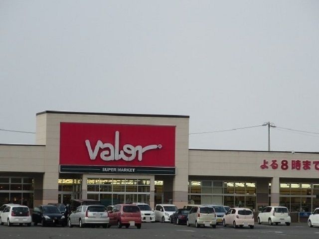 近くのスーパーマーケットバロー養老店まで3,800m（徒歩48分）