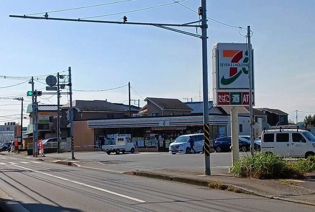 近くのセブンイレブンまで1,100m(徒歩14分)