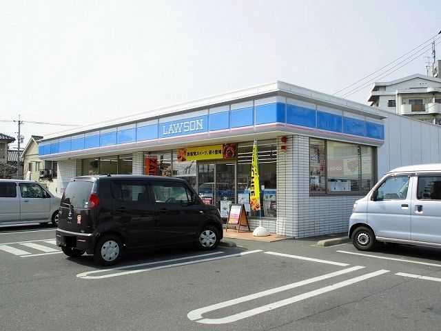 近くのローソン福山西深津店まで350m（徒歩5分）