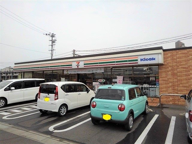 近くの７－１１キオスク観音寺駅店まで500m（徒歩7分）